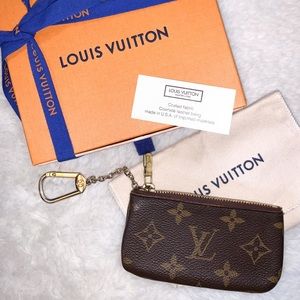 Authentic LV keychain wallet!!